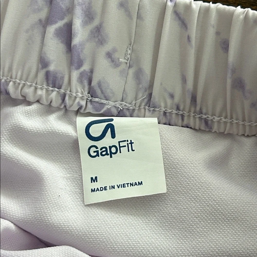 Gap Fit Girls Purple and White Active Shorts Size Medium